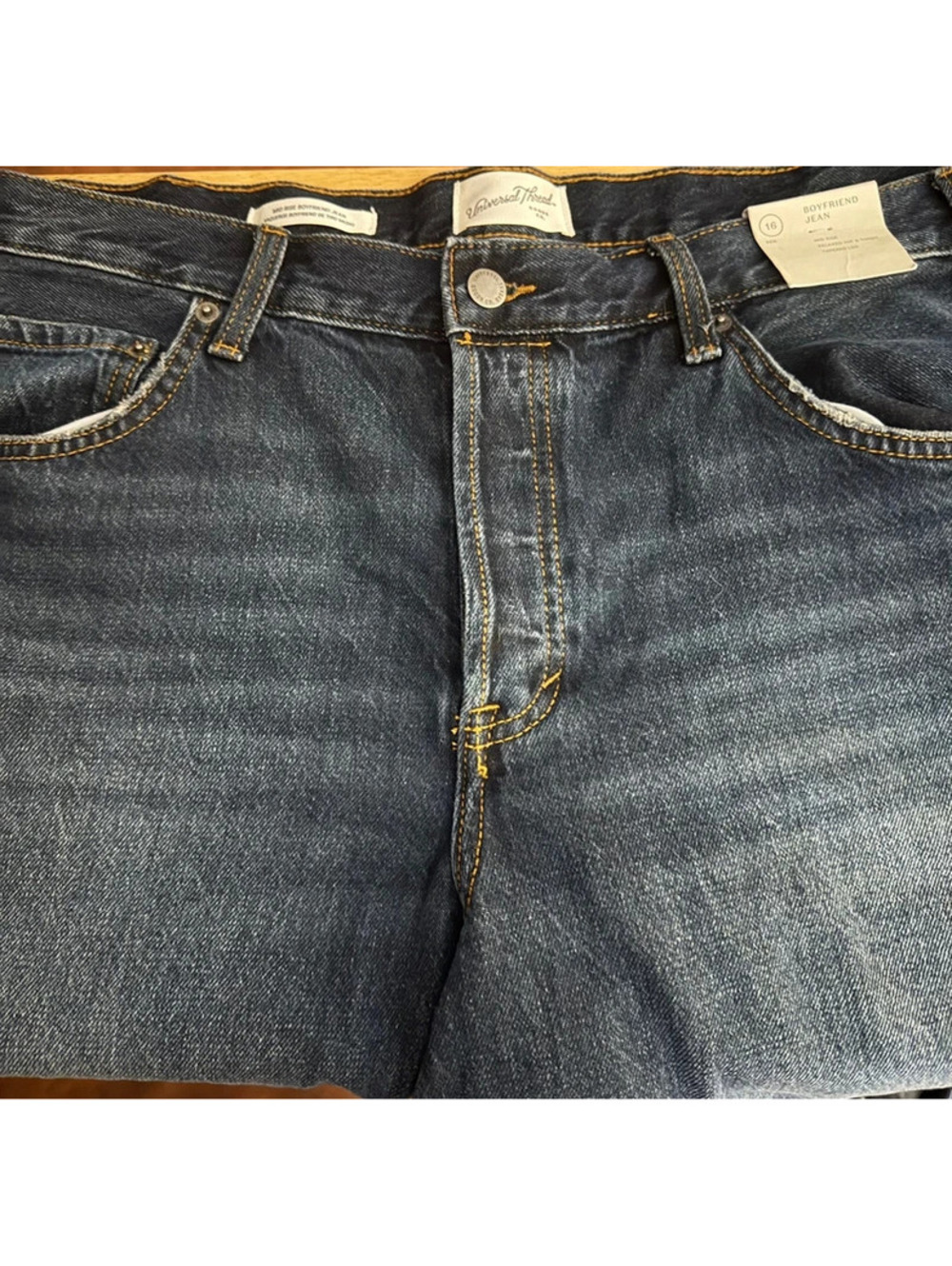 Universal Thread Women’s Boyfriend Jeans Size 16 Dark Blue Mid Rise NWT